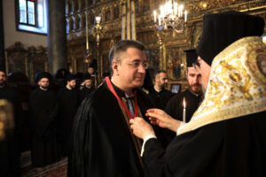 Σε Άρχοντα του Οικουμενικού Πατριαρχείου αναγορεύτηκε ο Απόστολος Τζιτζικώστας Σε Άρχοντα του Οικουμενικού Πατριαρχείου αναγορεύτηκε ο Απόστολος Τζιτζικώστας
