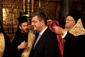 Σε Άρχοντα του Οικουμενικού Πατριαρχείου αναγορεύτηκε ο Απόστολος Τζιτζικώστας Σε Άρχοντα του Οικουμενικού Πατριαρχείου αναγορεύτηκε ο Απόστολος Τζιτζικώστας