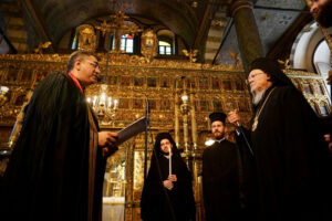 Σε Άρχοντα του Οικουμενικού Πατριαρχείου αναγορεύτηκε ο Απόστολος Τζιτζικώστας Σε Άρχοντα του Οικουμενικού Πατριαρχείου αναγορεύτηκε ο Απόστολος Τζιτζικώστας