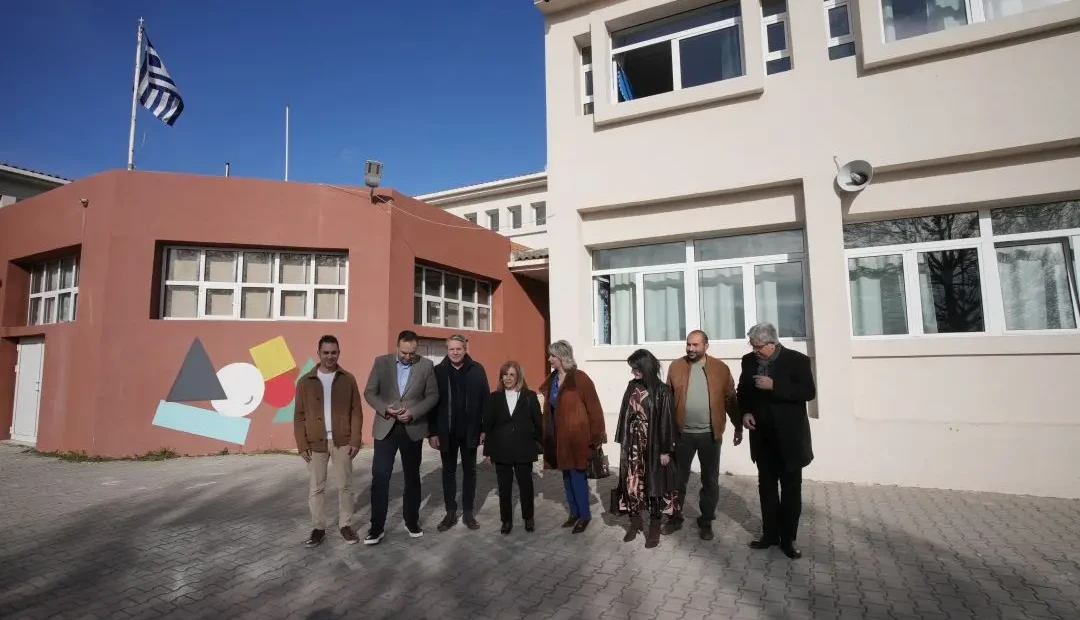 Η Περιφερειάρχης Κεντρικής Μακεδονίας στο ενεργειακά αναβαθμισμένο Δημοτικό Σχολείο Ορμύλιας φωτό 2