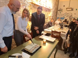 ΚΟΠΗ ΠΙΤΑΣ-ΦΩΤΟ-10