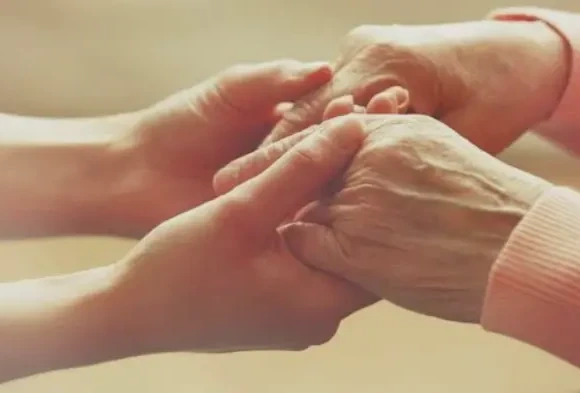 Σκιές στη φροντίδα της τρίτης ηλικίας