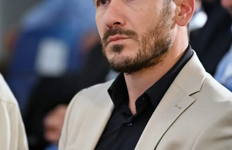 Λειβαδιώτης 2222