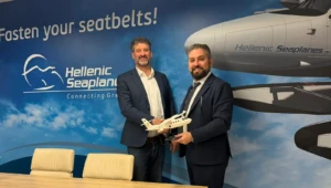 synantisi-noemi-hellenic-seaplanes-horiz