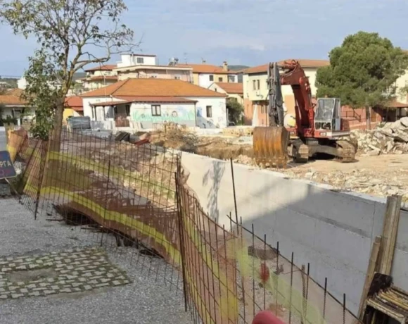 διαμαρτυρια