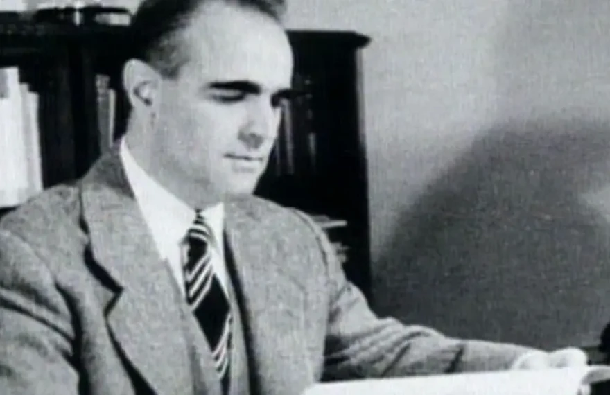 ΚΩΝΣΤΑΝΤΙΝΟΣ-ΚΑΡΑΜΑΝΛΗΣ-copy-1